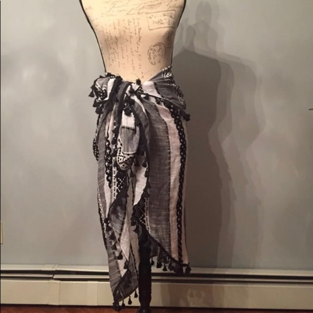 Collection 18 Striped Circle Wrap/Beach Blanket